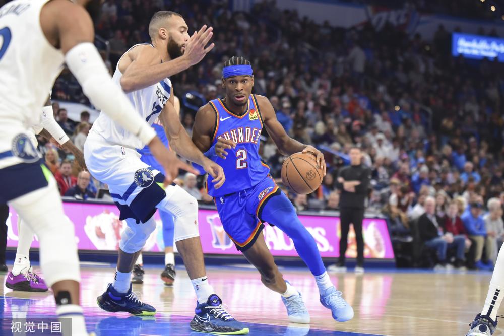 尔的对比中 尔的对比中