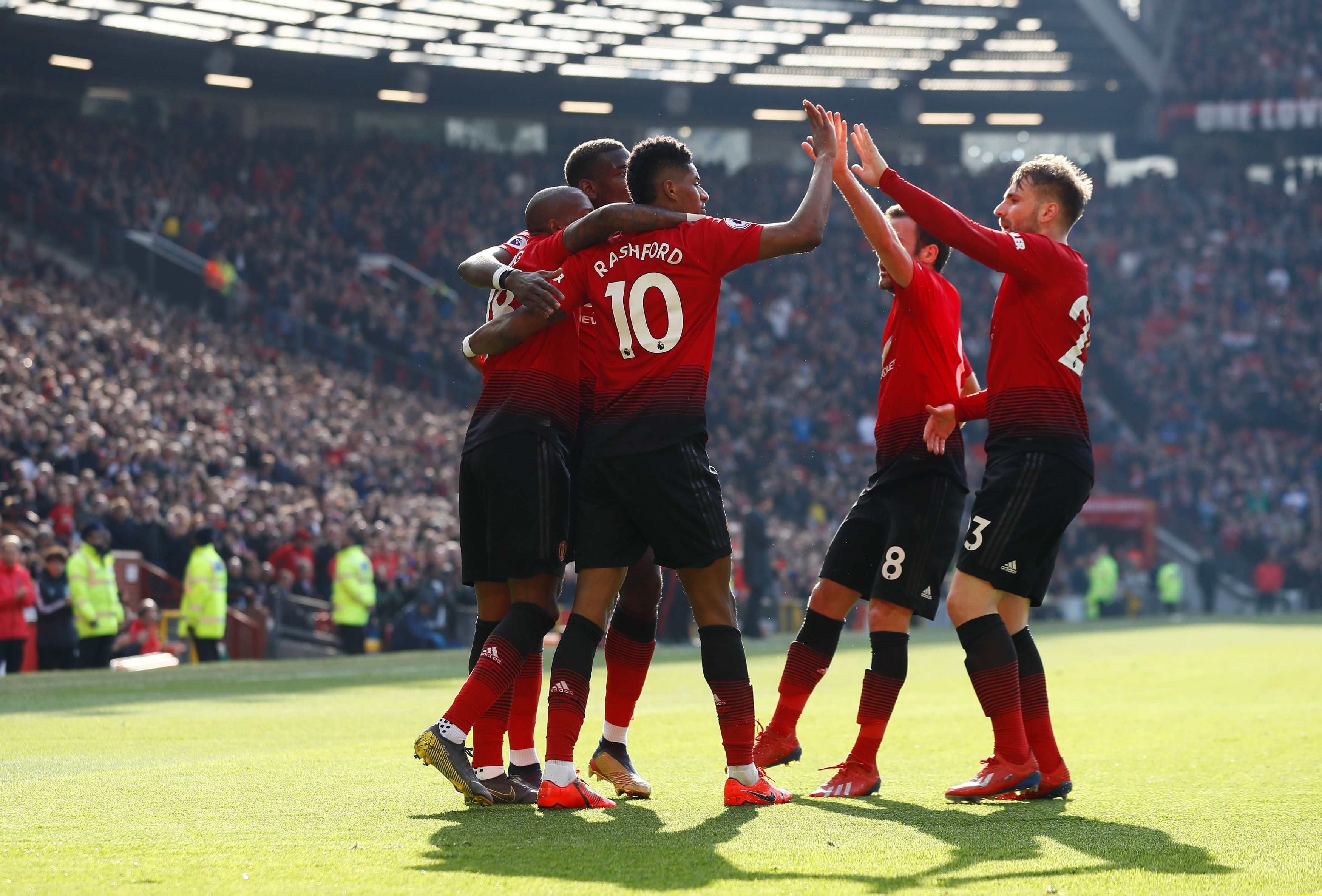 阵容调整不 阵容调整不