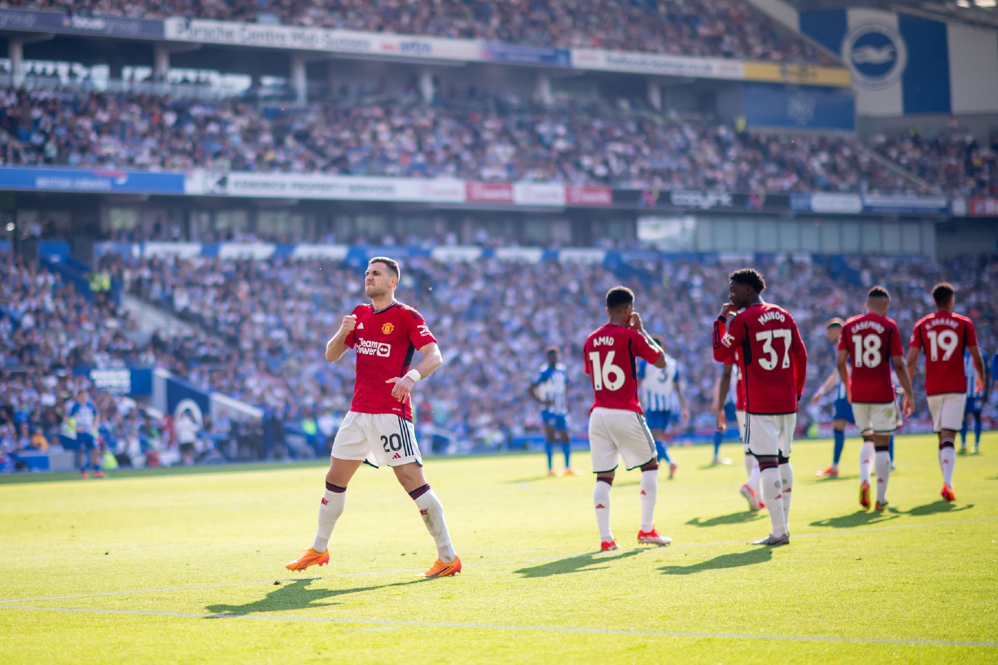 对公众人物 对公众人物