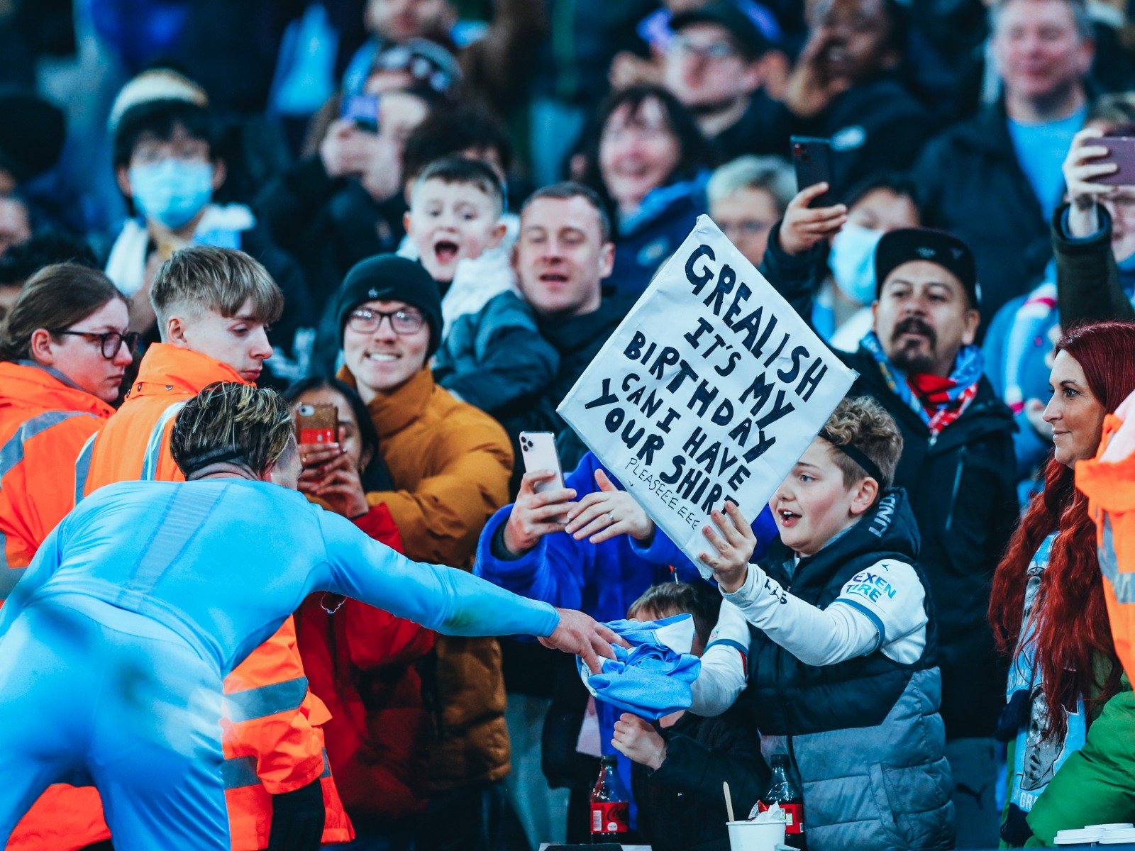 作为锋线 作为锋线